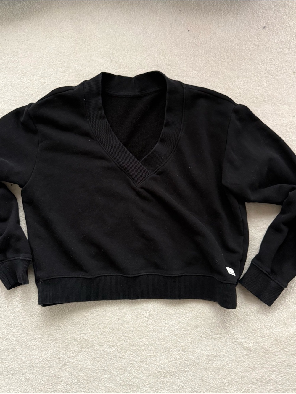 Vuori Black V-Neck Sweatshirt Pullover